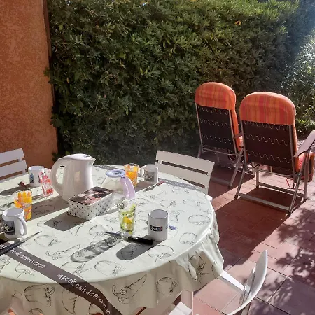 Saint-raphael, La Peguiere, 2 Petites Chambres, * Saint-Raphael (Var)