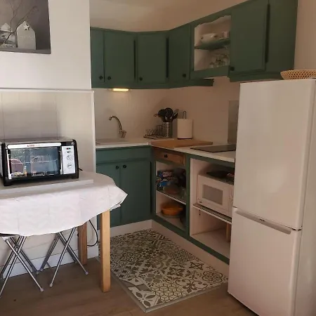 Apartment Saint-raphael, La Peguiere, 2 Petites Chambres, Saint-Raphaël